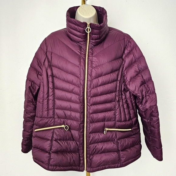 MICHAEL Michael Kors Jackets & Blazers - EUC MICHAEL KORS Puffy lightweight Jacket Burgundy 1X